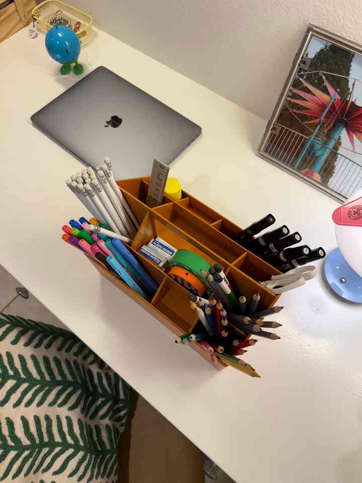 #muuto #toolbox #Organized #organizing #NookStyling #CuteStorageHack #SharedDeskStorage #FunctionalNook #HomeOrganization #DeskStyling #SmallSpaceSolutions #StorageIdeas #AestheticStorage #OrganizedAndCute