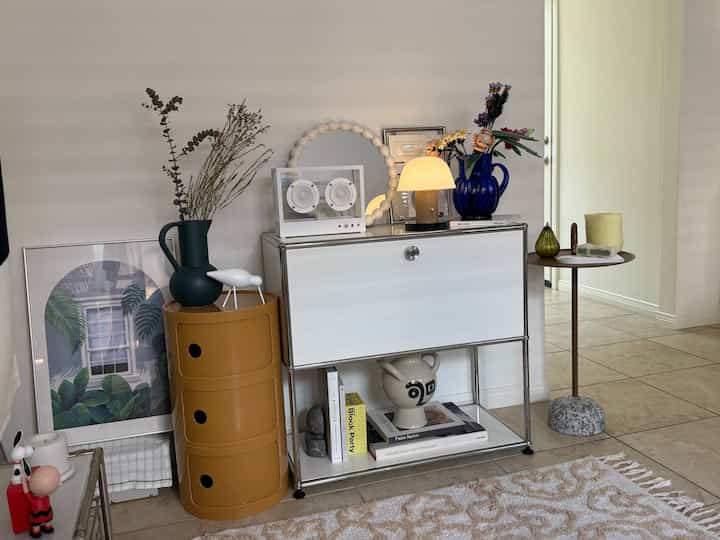 #MinimalHome #SimpleStorage #CleanAesthetic #OrganizedLiving #NeutralInteriors #ClutterFree #MinimalStyling #FunctionalDesign #CalmSpace