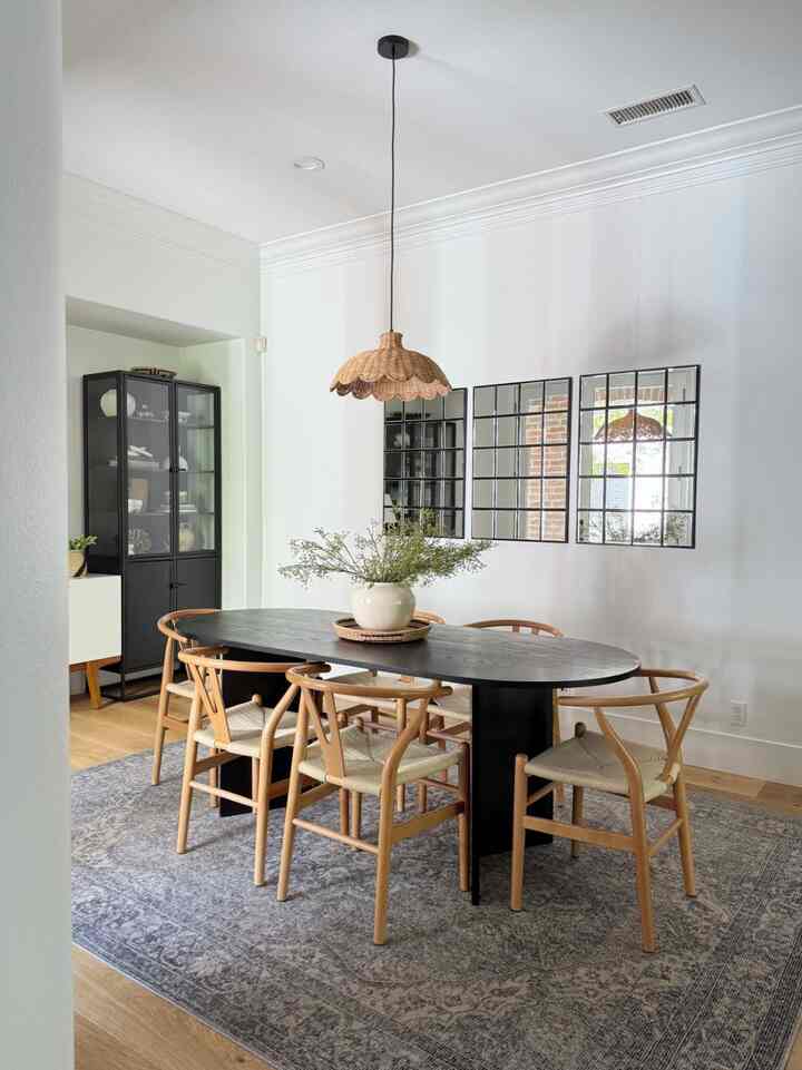 New scalloped pendant light. #scallopedlight #pendantlight #diningroominspo #diningroomdesign