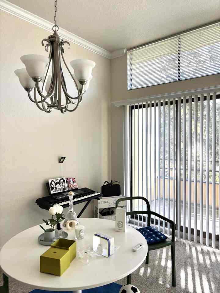 unboxing is always exciting!!

#unboxing #scent #scentedcandle #Diptyque 