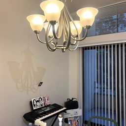 I love the way the shadow falls on that wall.
#shadow #mood #dinner #dinnermenu #dinnertable #tablelamp
