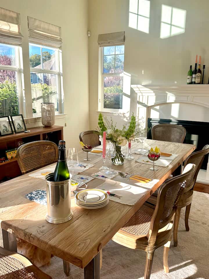 Having friends over for dinner ✨🕊️ 
#vintage #winenight #napa 