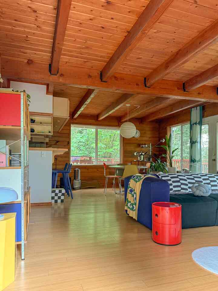 Another angle of our living room 💫

#cabinhouse #colorofhouse #70s #cozy 