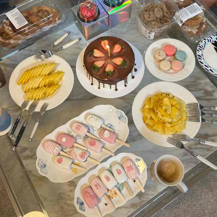 We had the most wonderful time hosting our friends for a birthday party and giving homemade Dubai Chocolate another go! 🩷 There's something so special about welcoming loved ones into our home and serving up delicious desserts and fresh fruits on the beautiful, intricately designed dishware we received as a wedding gift. 🥹🤍 #PartyTime #HomemadeTreats #WeddingGifts
#kitchen #diningroom #diningtable #plate #dish #plating #platingshot #dessertplate #lighting #lightinginterior #mood #dessert  #diningspace #decoratingtips  #decoratemyroom #decoration #diningtableinterior  #midcentury #midcenturymodern
