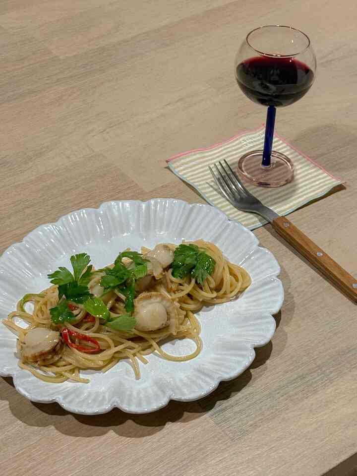 Pasta and wine ✨

#onthetable
#astierdevillatte
#wineglass
#utensils
#pasta