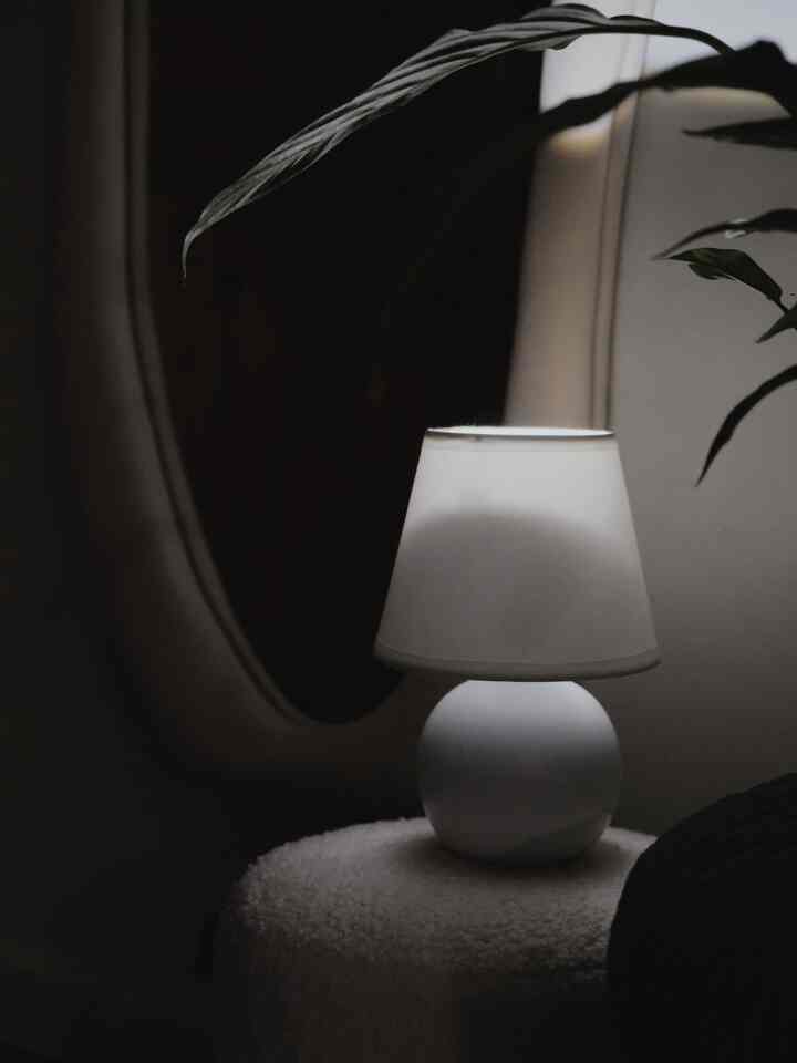 This little lamp brings just the right glow to our entryway. Sometimes all you need is a bit of light to change the mood.

#cozycorners #ambientlighting #entrywaystyle #smalllampbigimpact #interiorlighting #eveningvibes #modernhome #moodlighting #decorinspo #warmandcozy
#floormirror #mirror #mirrorinterior #minilamp #ottoman #nightview #night #hallwayinterior #hallway #entranceinterior #entrance #entrancehall #entrancedesign #entrancehallwayinterior #entrancewall 