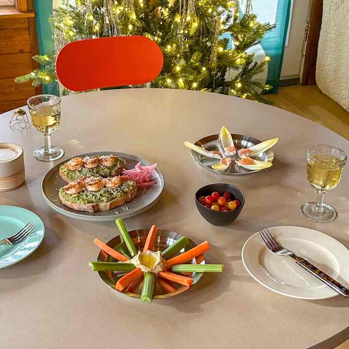 🥕🥪🥂


#colorofhouse #cabinvibe #cozy #onthetable #seattlehouse 