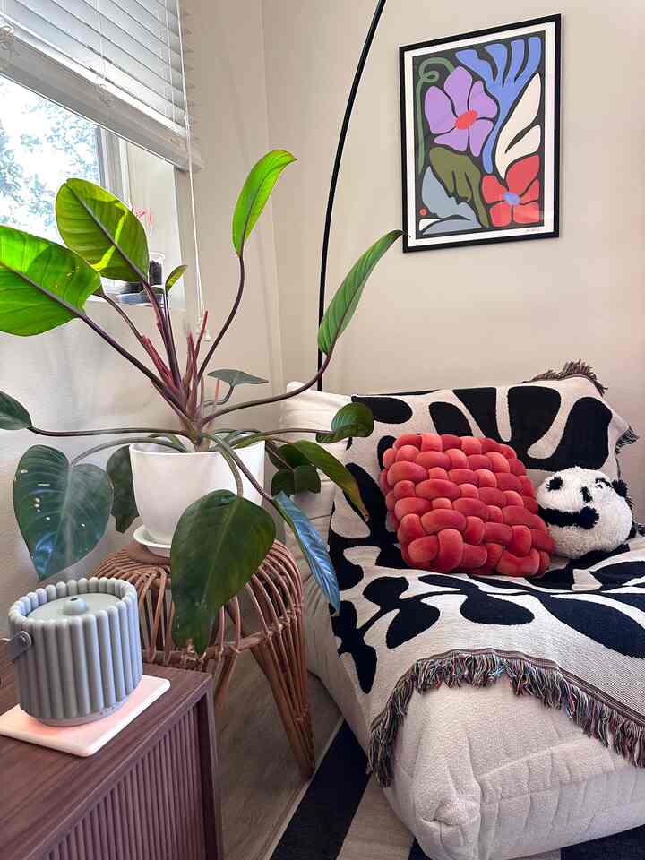 Tagged posts featuring Dancing Shapes Woven Throw Blanket 3