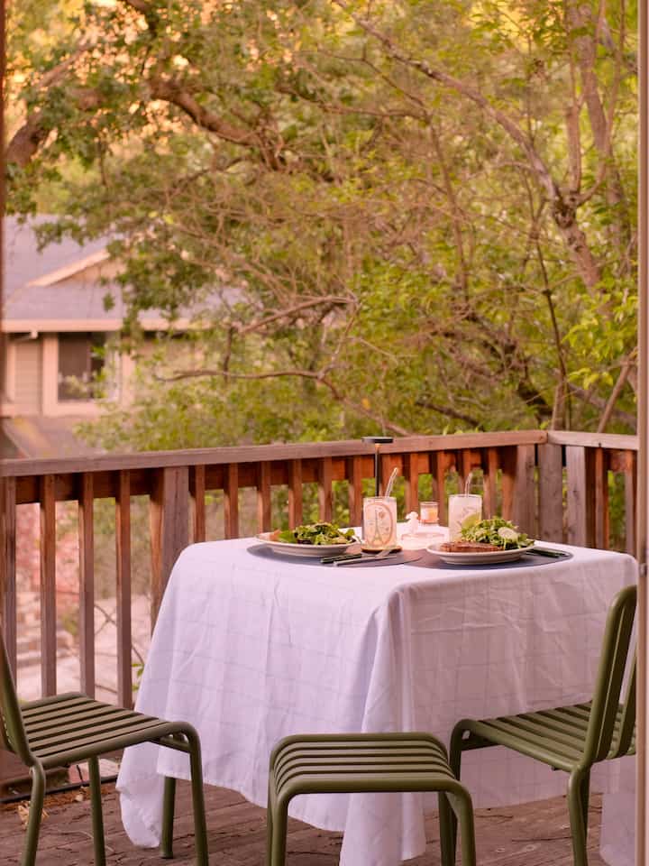 2025年、テラスダイニングが正式にオープンしました！

#terrace #terracedining #hay #palissades #outdoorfurniture #deck #deckstyling