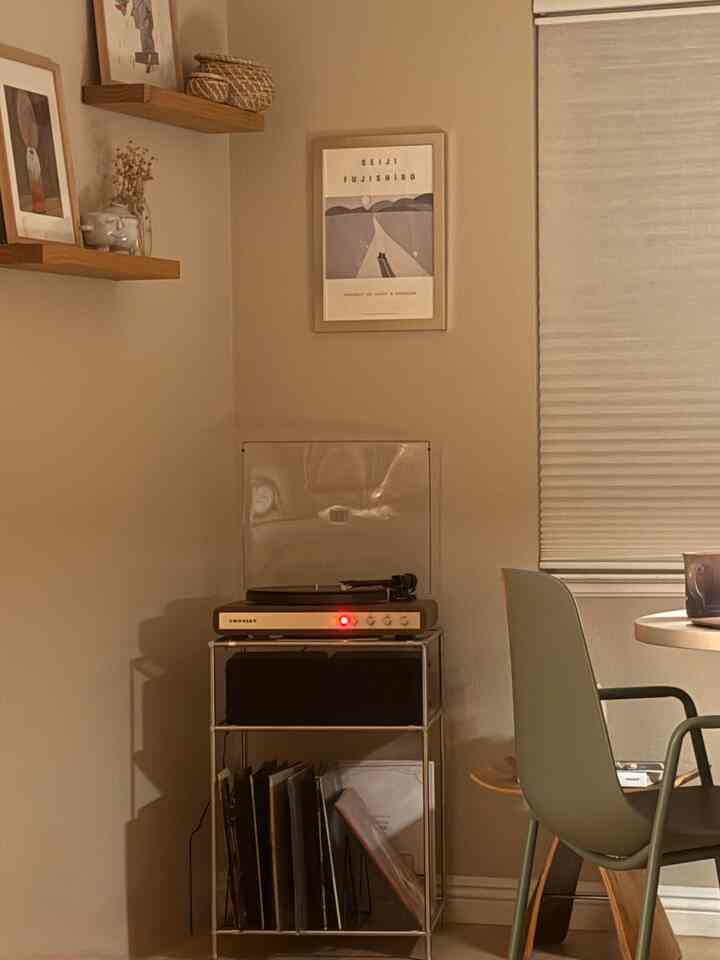 A quiet peace that found me late at night.🌙 

#LateNightPeace
#MidnightCalm
#QuietMoments
#NighttimeSerenity
#PeaceAfterDark
#StillnessOfTheNight
