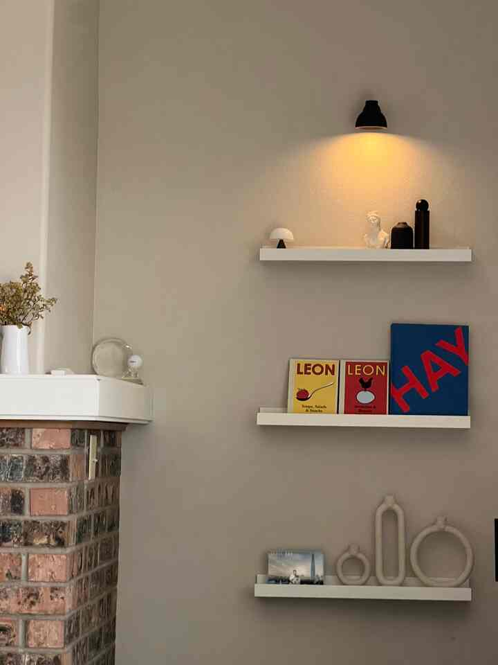 My shelf, styled by mood.

#shelf #designitem #item #books