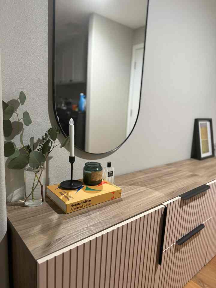 A fragrant little corner of my day.

#closet #laundryroom #mirrorinterior 