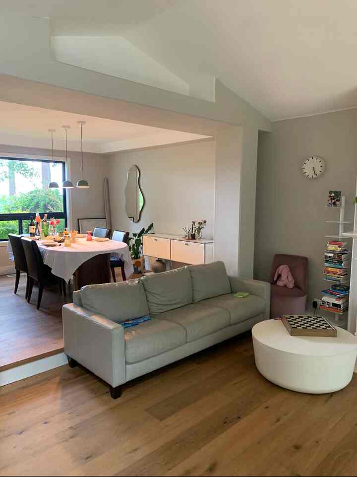 Always a pleasure to welcome friends

#diningtable #diningtableinterior #dininroom #tableware #tablesetting 