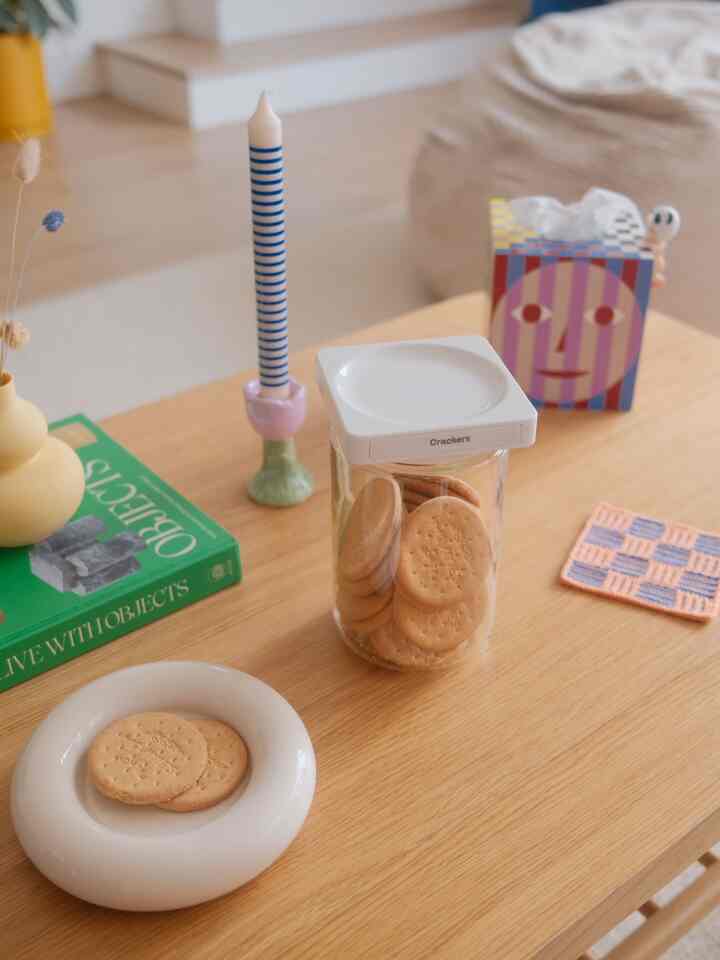 Loving my new Cliik container! A jar i dont mind leaving on the coffee table! So cute and funactional! #cookiejar #homedecor 