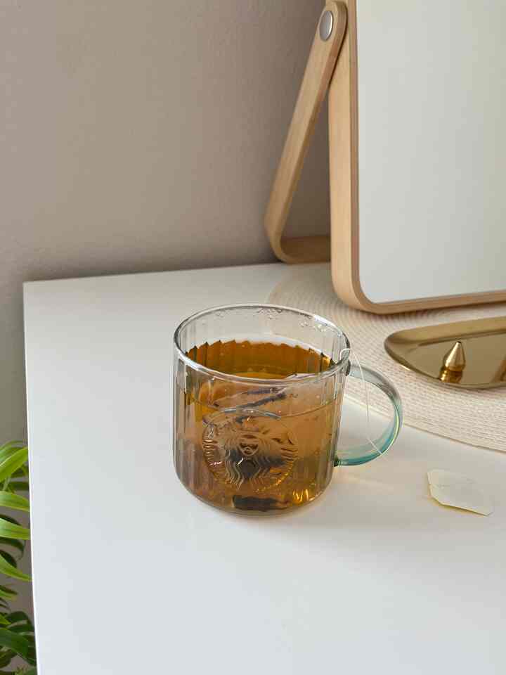 Start your day with a cup of tea 🍵 #ashhouse #cozyhouse #roomdecor #whiteinterior