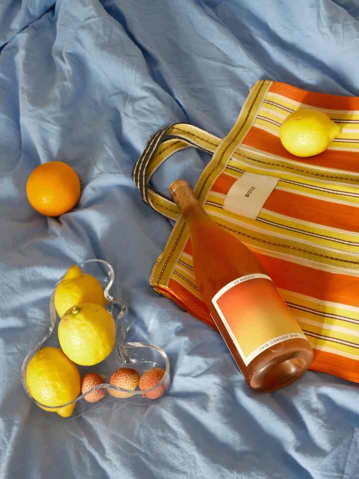 so ready for summer 🍊🍑🍋

#beddinginterior #bedroominterior #summerbedding 