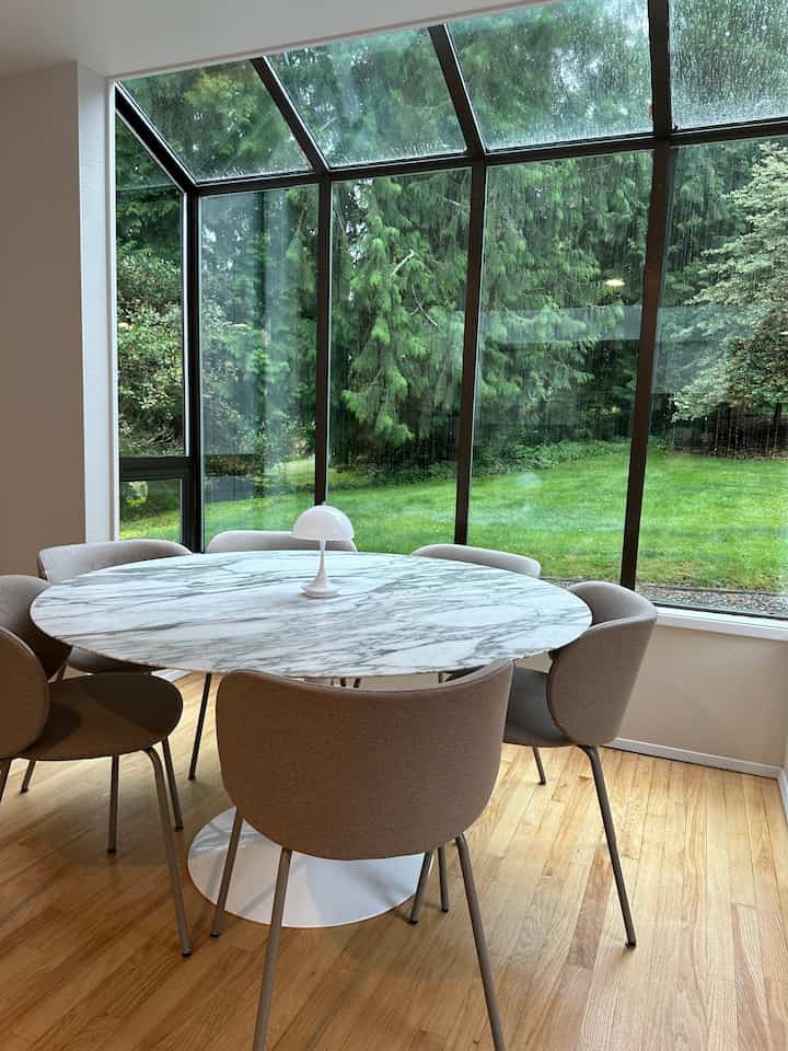 Love our chair from IKEA that goes so well with the saarinen table 🤍🤎

#TableSetting #gift #kitchen #diningroom #diningtable #plate #dish #plating #platingshot #lighting #lightinginterior #mood #diningchair  #diningspace #decoratingtips  #decoratemyroom #decoration #diningtableinterior #midcentury #midcenturymodern #ikea #ikeakitchen #ikeachair #kitcheninterior #kitchendecoration #diningroominterior #diningspace #diningtablerecommendation #moderninterior #modern