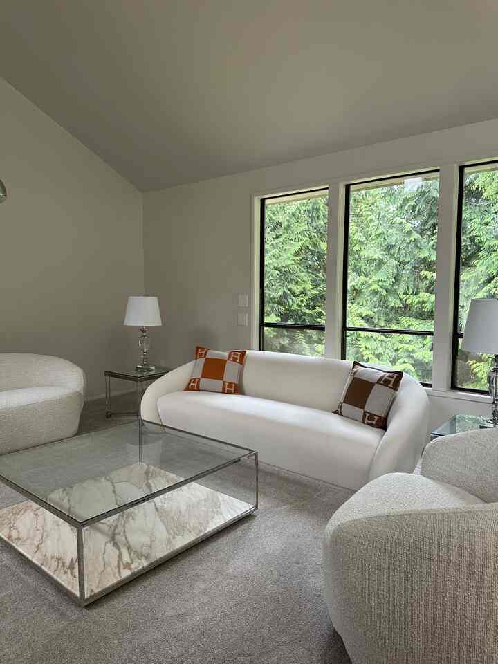 Can’t wait to have family visiting for Independence’s Day 🤍

#SummerReady #SummerRefresh #SummerVibes #SummerStyle #SummerAtHome #livingroom #interiorobject #lamp #interior #kartell #coffeetable #livingroomfurniture #DWR #designchair #designlamp #livingroomtable #designfurniture #cassina #interiorfurniture #livingroomsofa #decoratingtips #interiorgram #designer #livingroominterior #chairrecommendation #table #blackinterior #livingroomlighting #moderninterior #modern