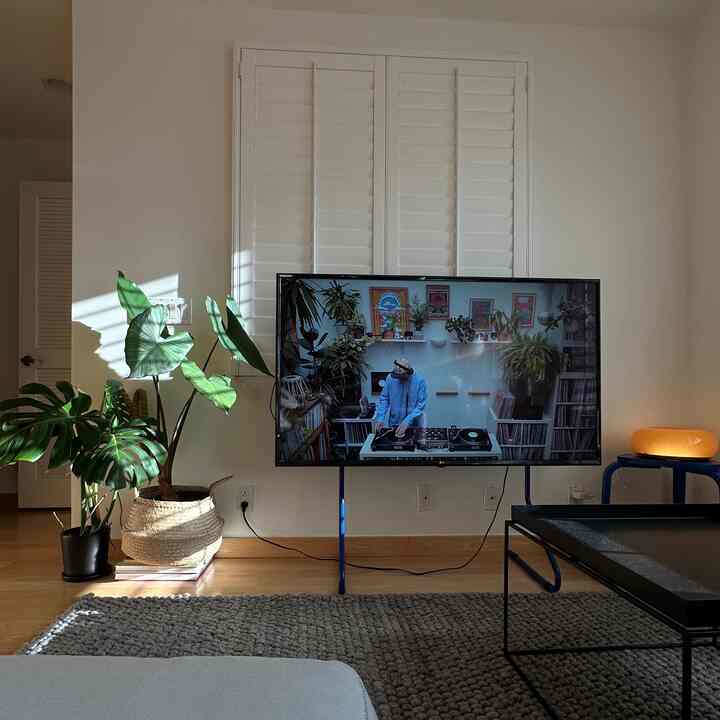 After moving into my new apartment, I swapped out the bulky media console for a sleek, minimal stand with no storage—just clean lines and open space. 

The bold blue felt like a fun risk, but now I love how it plays against the warm Scandinavian wood tones, adding a little personality without overpowering the space.
#finnishdesignshop #livingroomdesign #modernnatural #haydesign #livingroom #cobaltblue 