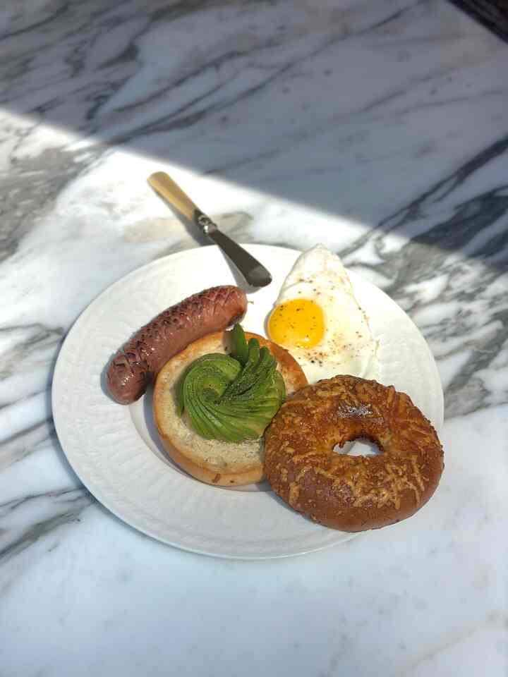 Brunch vibes at our cozy home café—avocado toast and good company. 🥯🥑

#summerdecor #homecafe #summerhomedecor #summervibes #Homecafeinterior #livingroom #interiorobject #brunch #lunch #diningtable #coffeetable #livingroomfurniture #DWR #designchair #designlamp #livingroomtable #designfurniture #cassina #interiorfurniture #livingroomsofa #decoratingtips #interiorgram #designer #livingroominterior #chairrecommendation #table #blackinterior #livingroomlighting #moderninterior #modern