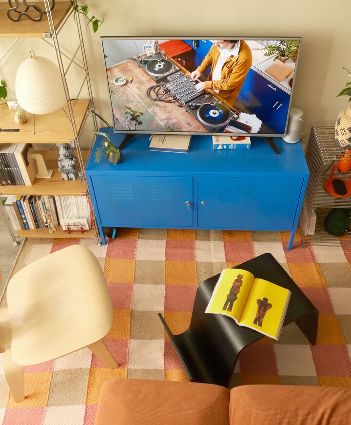 short form carousel card thumbnail