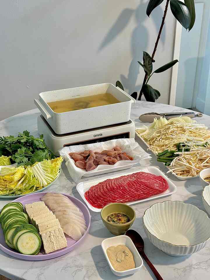 Nothing beats a cozy hot pot night at home 🍲✨
Fresh veggies, thinly sliced beef, 
and all the toppings ready to dip.
The perfect way to gather, share, and enjoy comfort food together 💛

#Ohouse #OhouseAmbassador
#HotPot #ShabuShabu #HomeCooking
#DinnerInspo #FoodieGram #ComfortFood
#TableSetting #HomeGathering #FoodLovers
#HomemadeMeal #FoodInspiration #DinnerGoals

