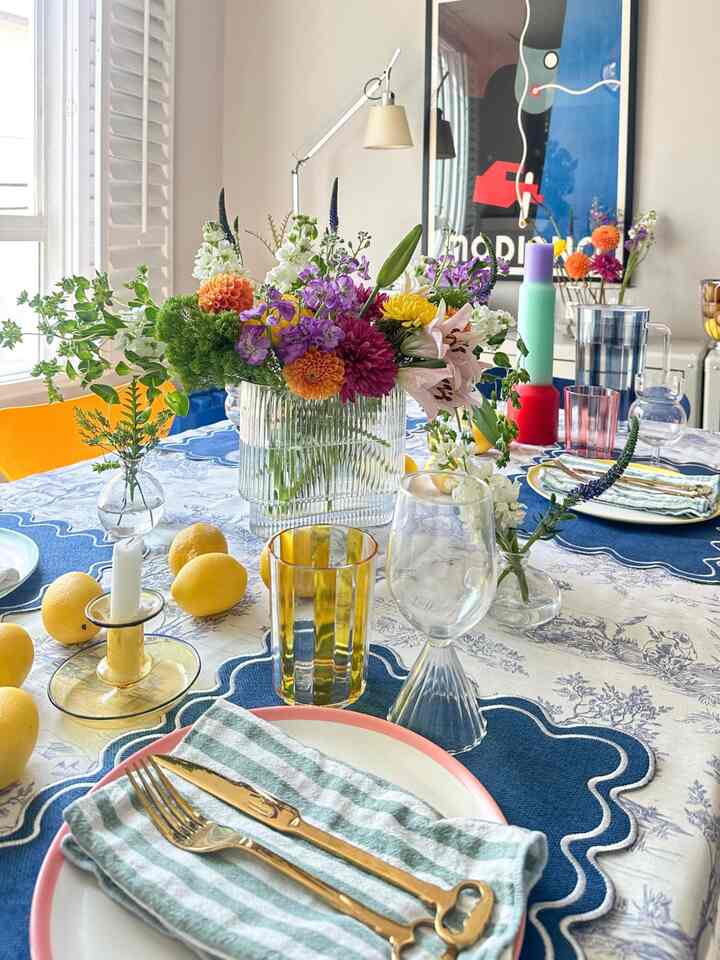 TARGET finds! 
Got some cute stuffs from Target for summer home party☀️🌈

#summerparty #summerhosting #tablestyling #partydecor #target 