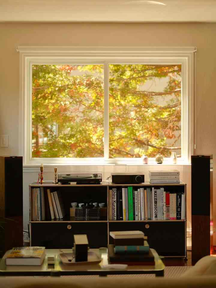 Tagged posts featuring Barcelona - Blackout - White - Smart Roller Shade 1