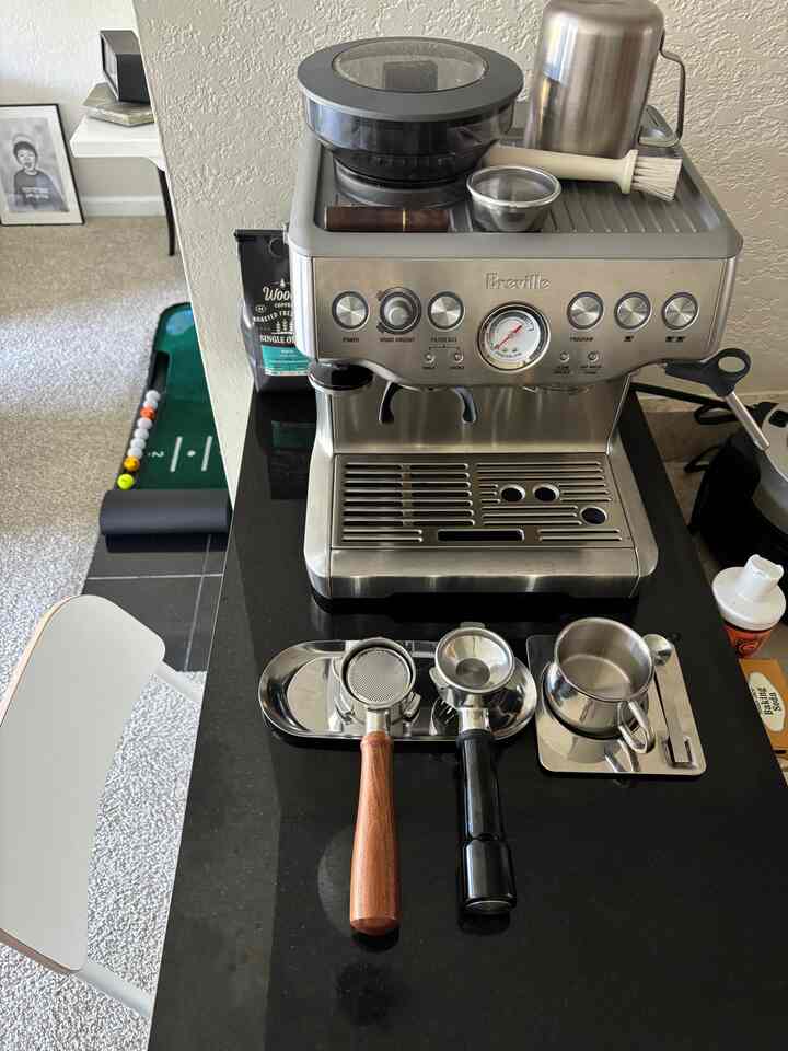 Coffee is life 💙

#coffeemachine #Breville #coffeetime #coffeecup #coffeezone