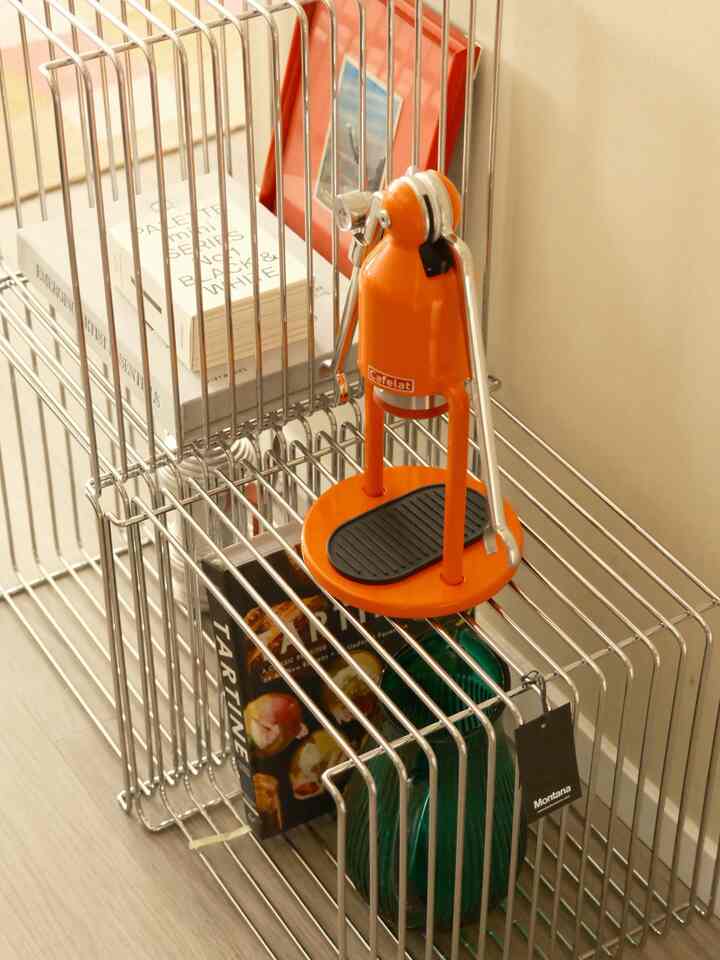 three montana wires! they are so versatile and fun to stack 

#montana #shelfinterior #shelfdecoration 