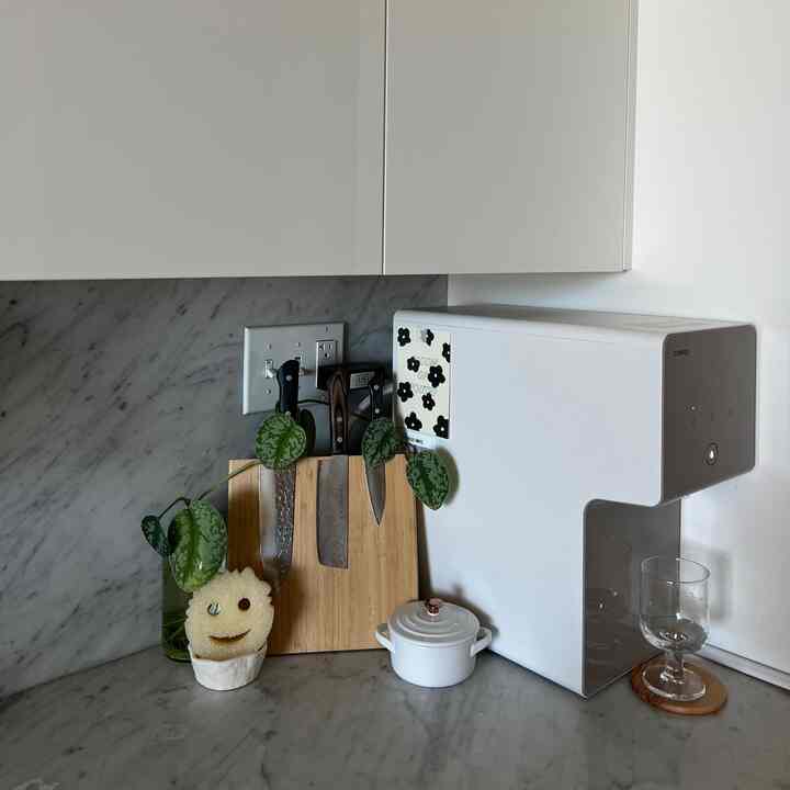 My little hydration corner💧
#kitchen #apartmentkitchen #homedecor #집꾸미기