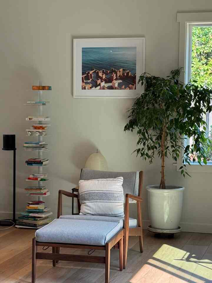 This spot for doing nothing but reading #readingspace #livingroom 