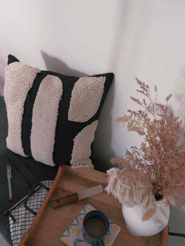 The bench makes the perfect coffee stop, with a cozy coaster to match.

#entrywaydecor #entrancedecor #entrywaydesign #coffeecup  #mugcup #coasters #woodtray #WoodInterior #Bench 