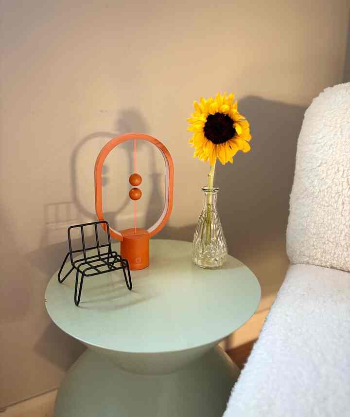 The moment when even shadows become part of the interior.😀

#cozyconer 