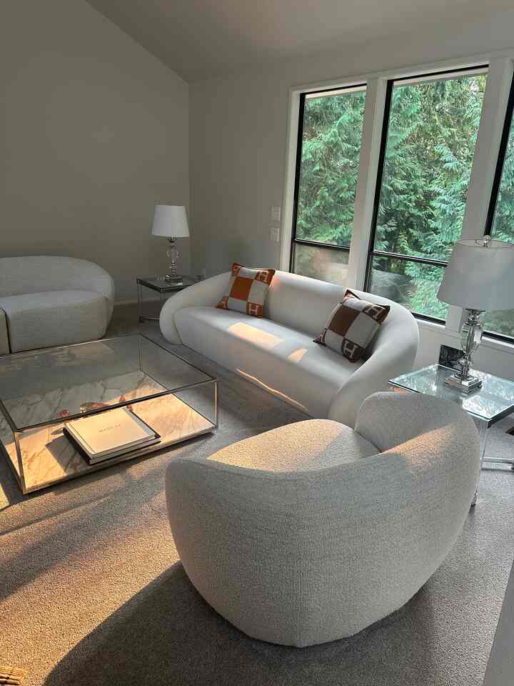 Love how the light hits just right—through the windows and onto the round white sofas 💛

#MySpaceMyStyle #HomeWithPersonality #howyouhome #houseinspo #roominspo #livingroom #blackinterior #lamp #interior #kartell #coffeetable #livingroomfurniture #DWR #designchair #designlamp #livingroomtable #designfurniture #cassina #interiorfurniture #livingroomsofa #decoratingtips #interiorgram #designer #livingroominterior #chairrecommendation #table #blackinterior #livingroomlighting #moderninterior #light 