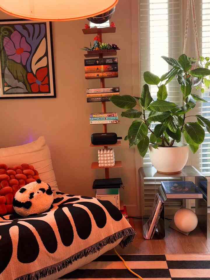 Love the lighting in here 🫨

#interiorinspo #homedecorinspiration #apartmenttour #homebody #apartmenttherapy #homedecor #design #cozyhome #home #decor #interior #interiordesign #motivation #homedesign #home #apartment #apartmentliving #vibes #favorite #apartmentdecor #interiorhome #homevibes #myinteriorstyle