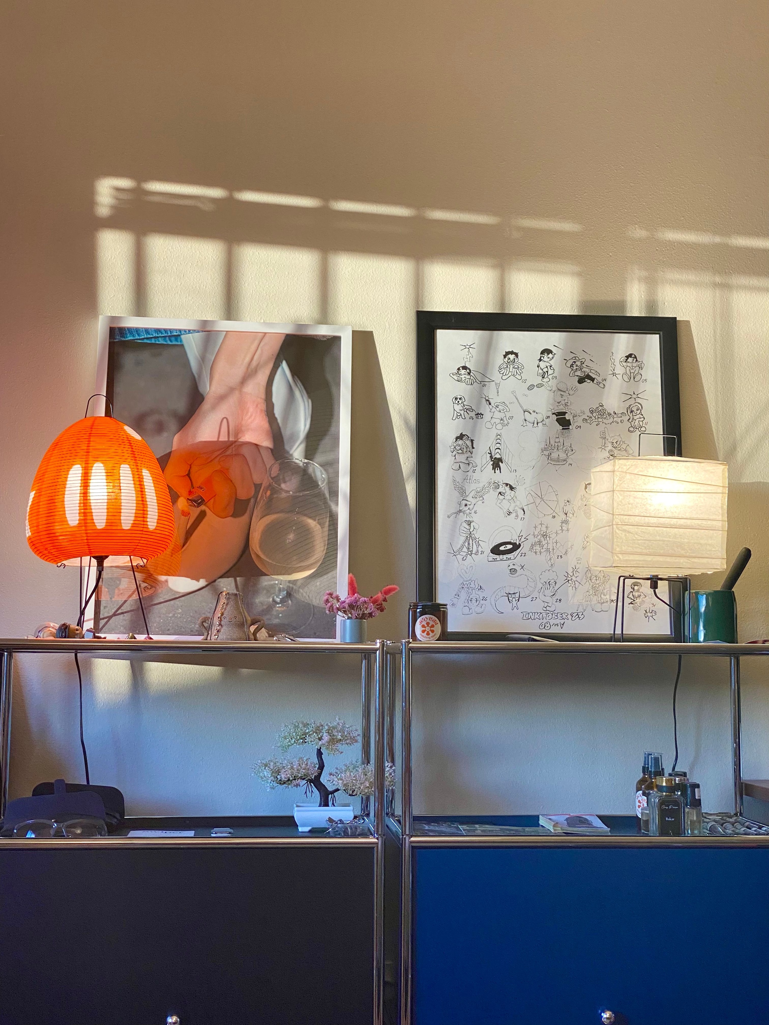 drool ポスター A lighter please DROOL A lighter please by Tom Modol | Art & Frames | Ohouse