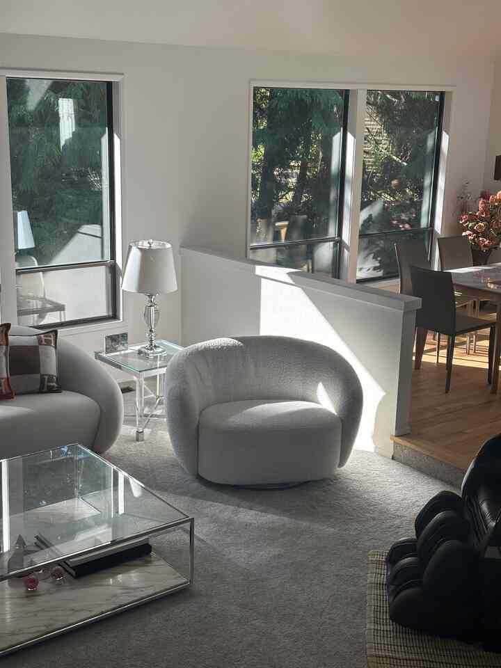 We got the sofa from clearance sale and we loved it 🤍

#budgetfriendly #beforeandafter #homedecoronabudget #affordabledesign #livingroom #whiteinterior #lamp #interior #kartell #coffeetable #livingroomfurniture #DWR #designchair #designlamp #livingroomtable #designfurniture #cassina #interiorfurniture #livingroomsofa #decoratingtips #interiorgram #designer #livingroominterior #chairrecommendation #table #inspo #livingroomlighting #moderninterior #light 