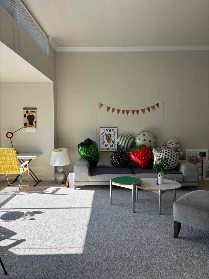 Ready for party night 🎉🥳🎈🎊


#livingroom #party #balloon #partyroom #colorofhouse