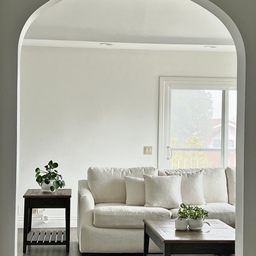 Same spot, different light 🤍
Cloudy ☁️ or sunny ☀️
Still my favorite reading nook 📖
#OhouseAmbassador #오하우스앰버서더 #HomeVibes #CozyCorner #ReadingNook #HomeStyling #InteriorInspo #WeekendVibes #HomeDecor #BookLover #ReadingTime #MyHome #감성인테리어 #집꾸미기 #홈카페 #내방꾸미기