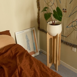 new bedroom corner for fall 
the new color theme here is brown + blue stripes 🤎🩵
#falldecor #fallvibes #autumndecor