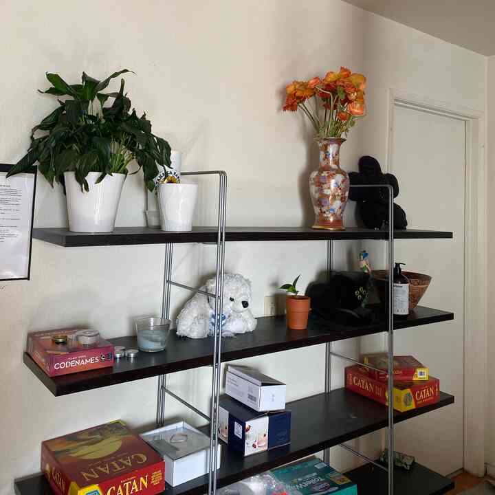 I have too many of these shelves lol #mcm #comfyhome #warmhome #neutralcolors 