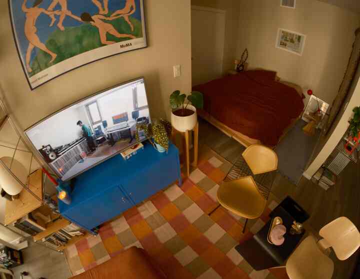 happy friday✨ it’s time to swtich to weekend mode 😆

#livingroominterior #colorofhouse #colorinterior 