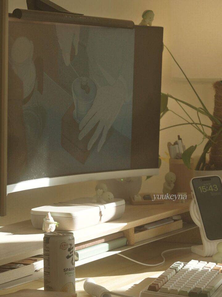 short form carousel card thumbnail