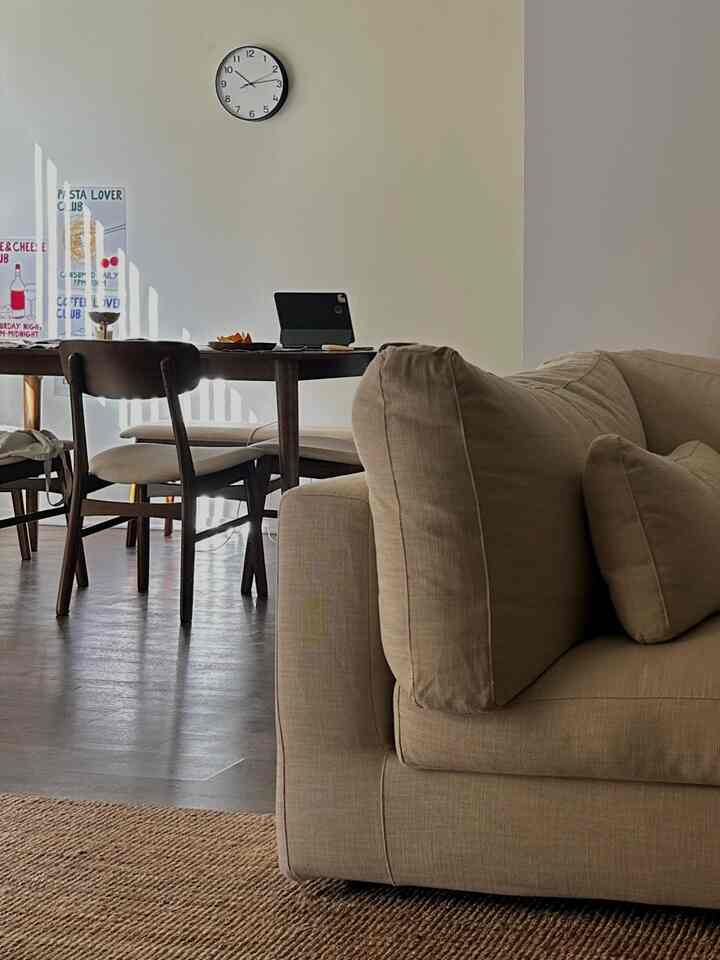 Living room POV vibes

#livingroomsecor #homedecor #livingroompov #kitchendecor