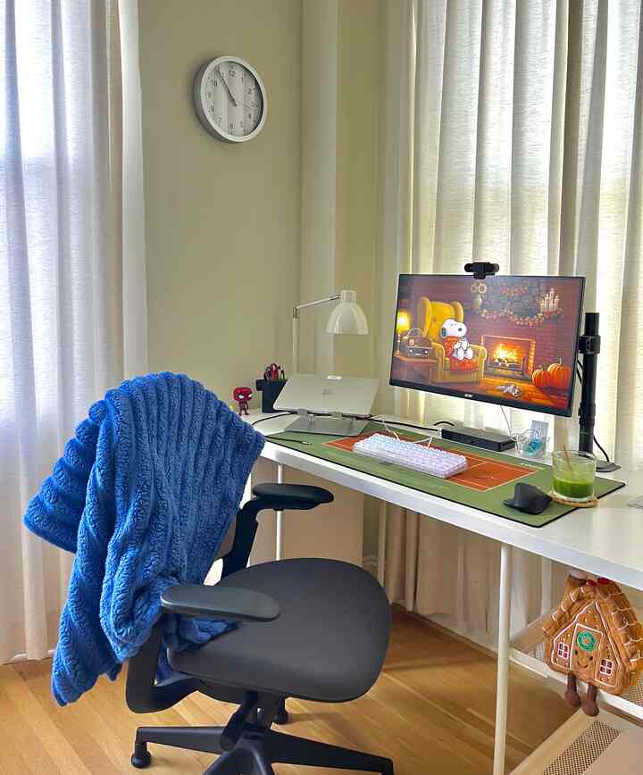 Tagged posts featuring TJALLA Wall clock 2