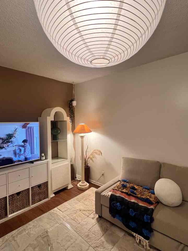 Slow evenings at home with soft lamps and a cozy corner before put the Christmas tree

#OhouseGather #OhouseGlow
#OhouseGrateful #shopohouse #livingroomdecor #Ohouse #CozyCorner #LivingRoomInspo #MinimalHome #WarmVibes #HomeDecorIdeas #OhouseGather #InteriorMood