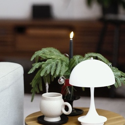 Soaking in the crisp December daylight in this cozy corner where the mushroom lamp adds a soft, clean glow. It’s the perfect bright sanctuary for peaceful holiday moments and gathering with loved ones.
#OhouseHoliday #OhouseGather #OhouseGlow #CozyHome #AmbientLighting #MushroomLamp #InteriorDetails #OhouseUSA