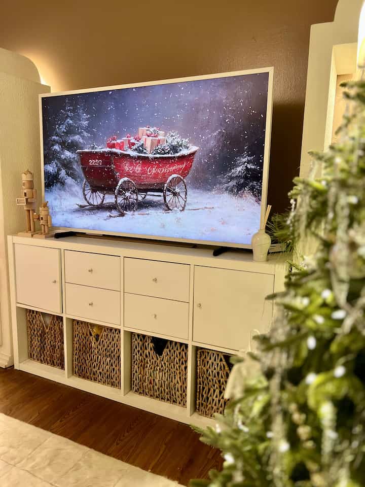 Rumah liburan yang tenang, persis seperti yang saya suka.
Warna-warna netral, dekorasi sederhana, dan pencahayaan hangat membuat ruangan terasa seimbang dan nyaman.
Sempurna untuk malam-malam santai di rumah.

#OhouseTree #OhouseGather #OhouseGlow #CozyHome 
#neutralhome #christmashome #cozylivingroom #homeaesthetic #moderncozy #holidaystyle #homecomfort