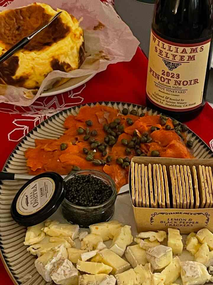 Christmas wine night 🍷🎄

Cheese and salmon platter on the table, a little Christmas decor around, and good wine to end the day. Nothing fancy — just a cozy night that felt exactly right for the season.

#OhouseHoliday #christmaswinenight #holidayathome
#cheeseandwine #cozynights #festivevibes
#wintergathering #holidaytable #cozyhome
